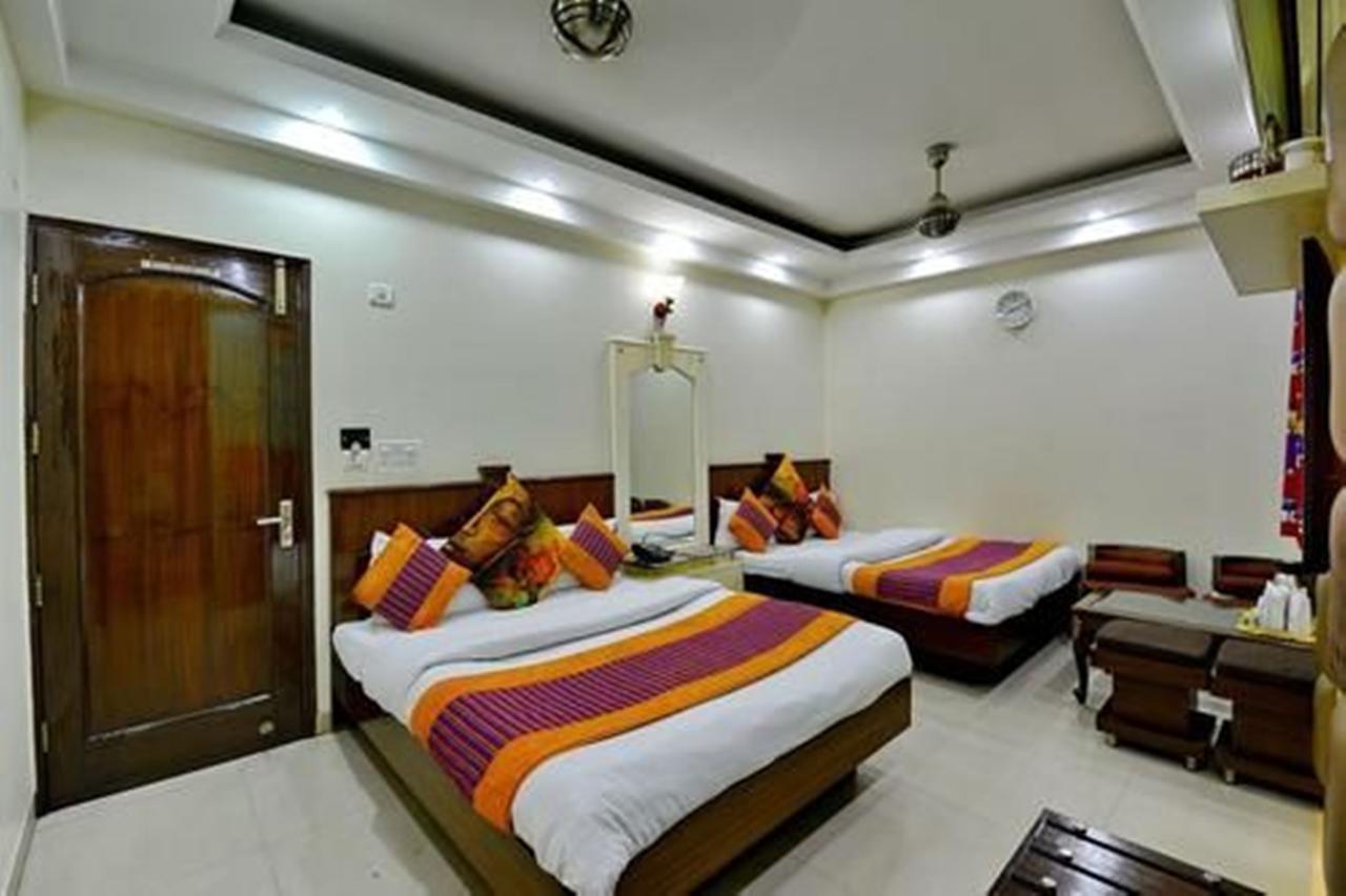 Hotel Today International Нью-Делі Екстер'єр фото